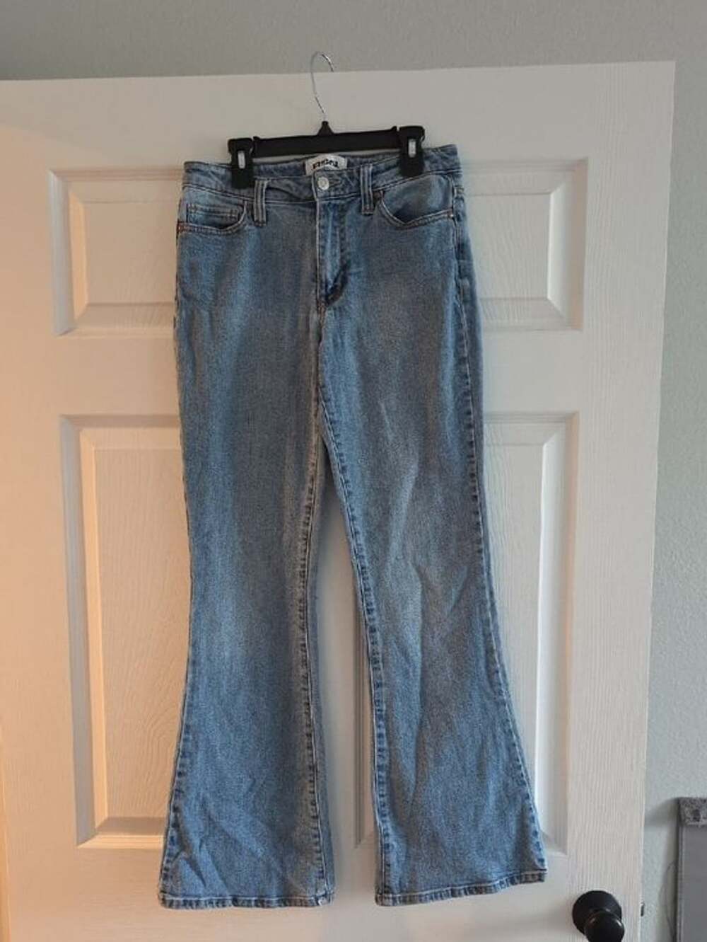 RSQ Light Blue Low-Rise Flare Jeans size 26